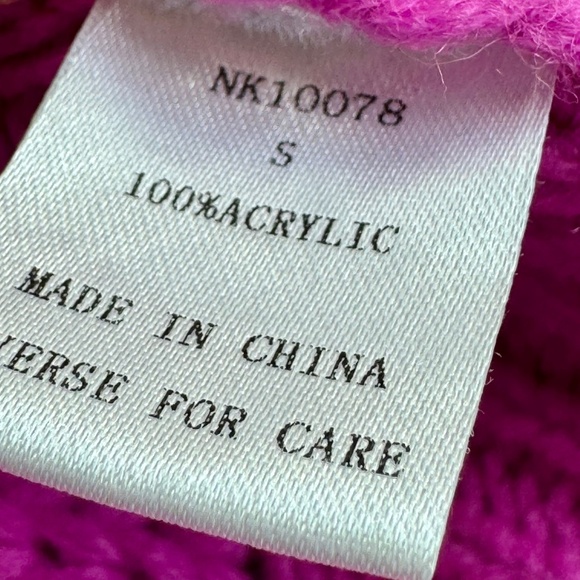 Lumière Small Bright Fuchsia Chunky Knit Balloon Sleeve Sweater - Picture 5 of 12